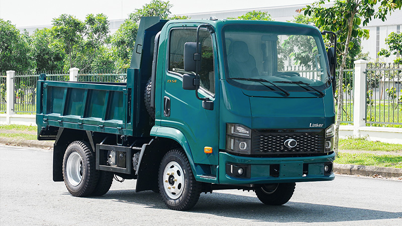 Hình ảnh tổng quan xe tải Thaco LINKER T3-5.0 thùng mui bạt dài 5.2 mét