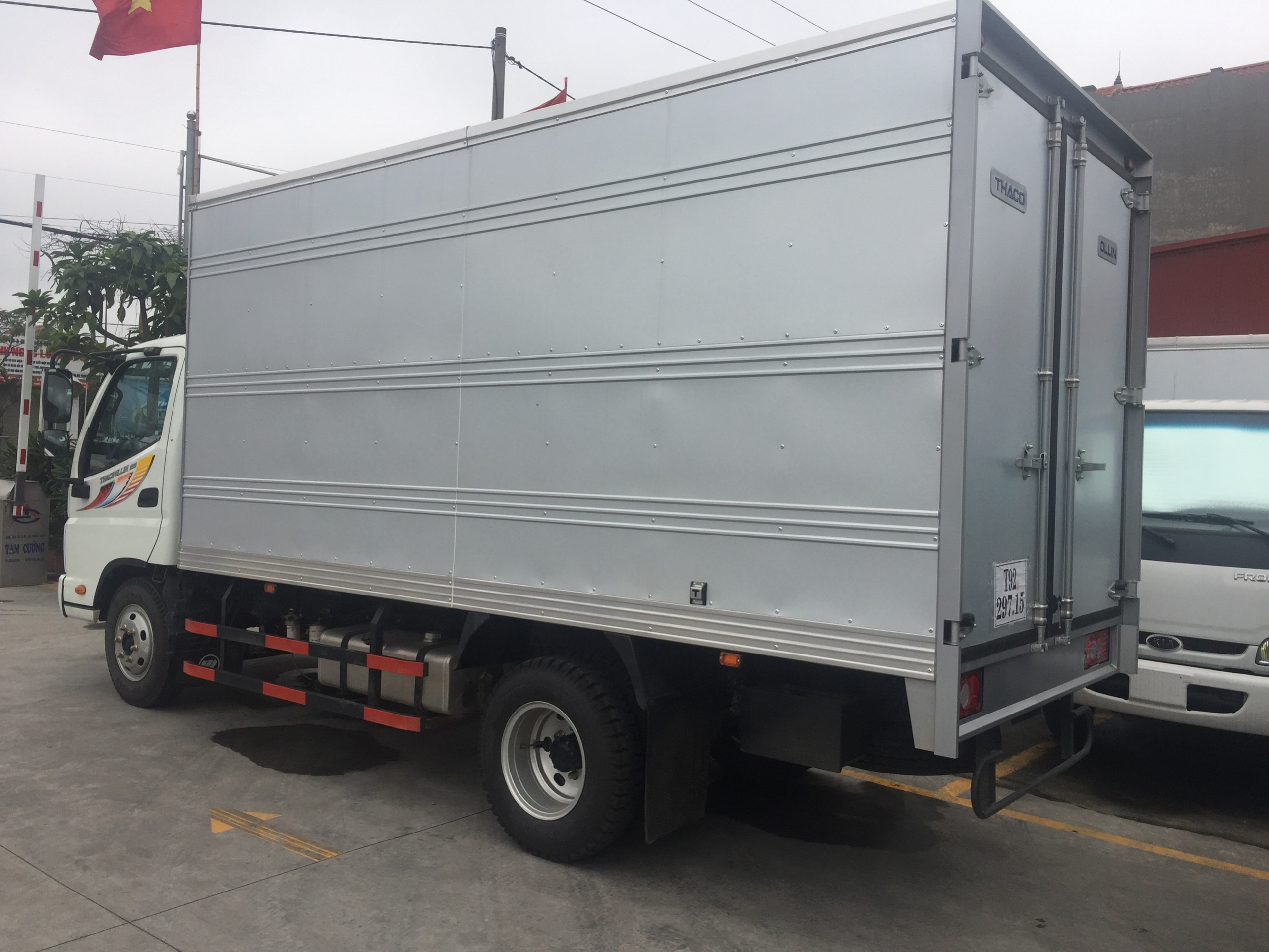 Ưu điểm nổi bật của Thaco Ollin 360: giá hợp lý, tiết kiệm nhiên liệu, đa dụng