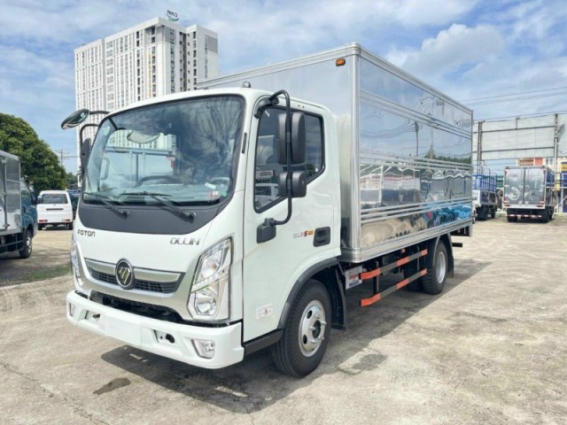 So sánh Thaco Ollin 700 với các đối thủ cùng phân khúc
