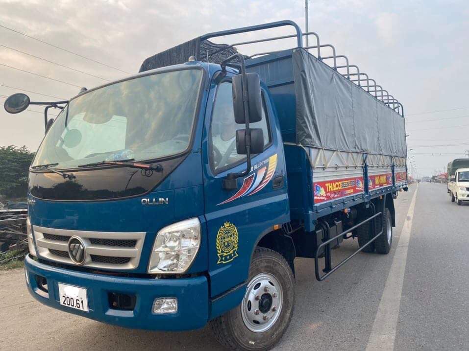 Ollin 700C cạnh tranh trực tiếp với Isuzu, Hyundai, Hino