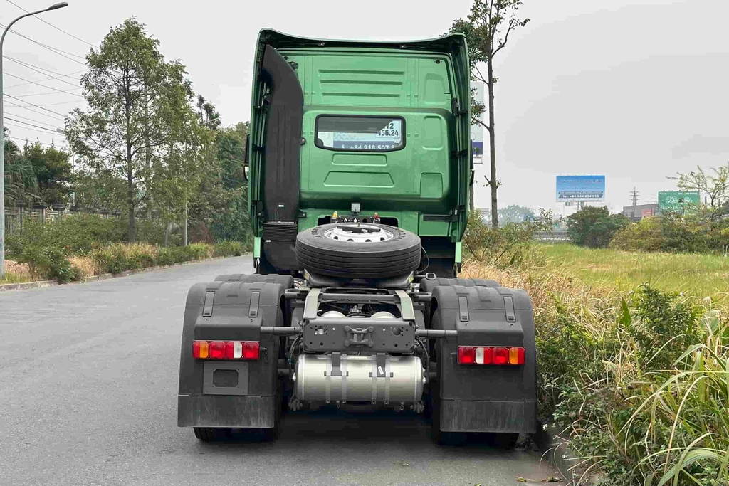 Xe đầu kéo T7H 440 cầu dầu – lựa chọn tối ưu cho vận tải chuyên nghiệp