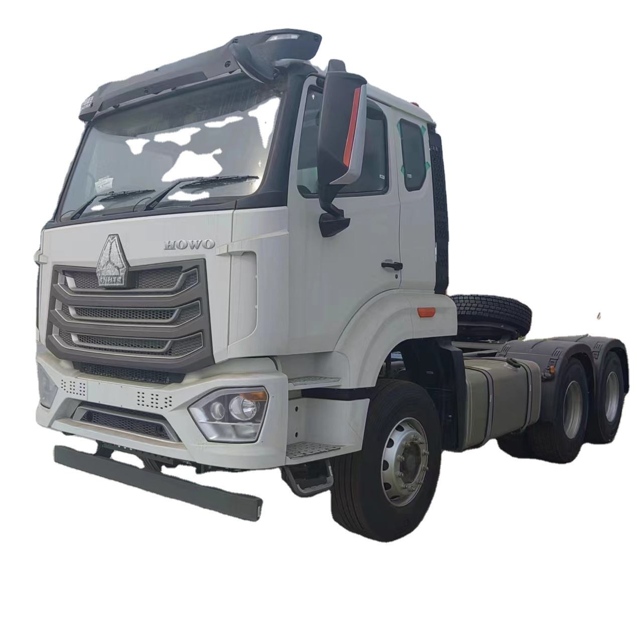 Ưu điểm nổi bật: thùng đúc liền khối, động cơ mạnh mẽ, tiết kiệm nhiên liệu