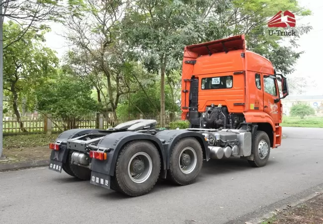 So sánh NX 440 cầu dầu với các đối thủ cùng phân khúc (Nguồn: u-truck.vn)