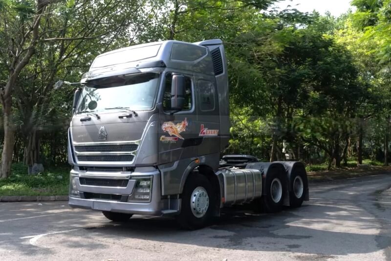 Khả năng vận hành mạnh mẽ, tiết kiệm nhiên liệu của xe đầu kéo TH7 LX 460 cầu dầu