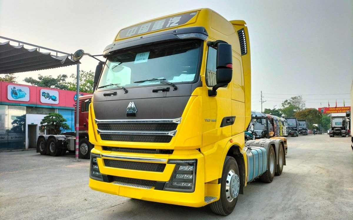 TH7 SE 460 cầu láp nổi bật với động cơ mạnh mẽ, tiết kiệm nhiên liệu và an toàn