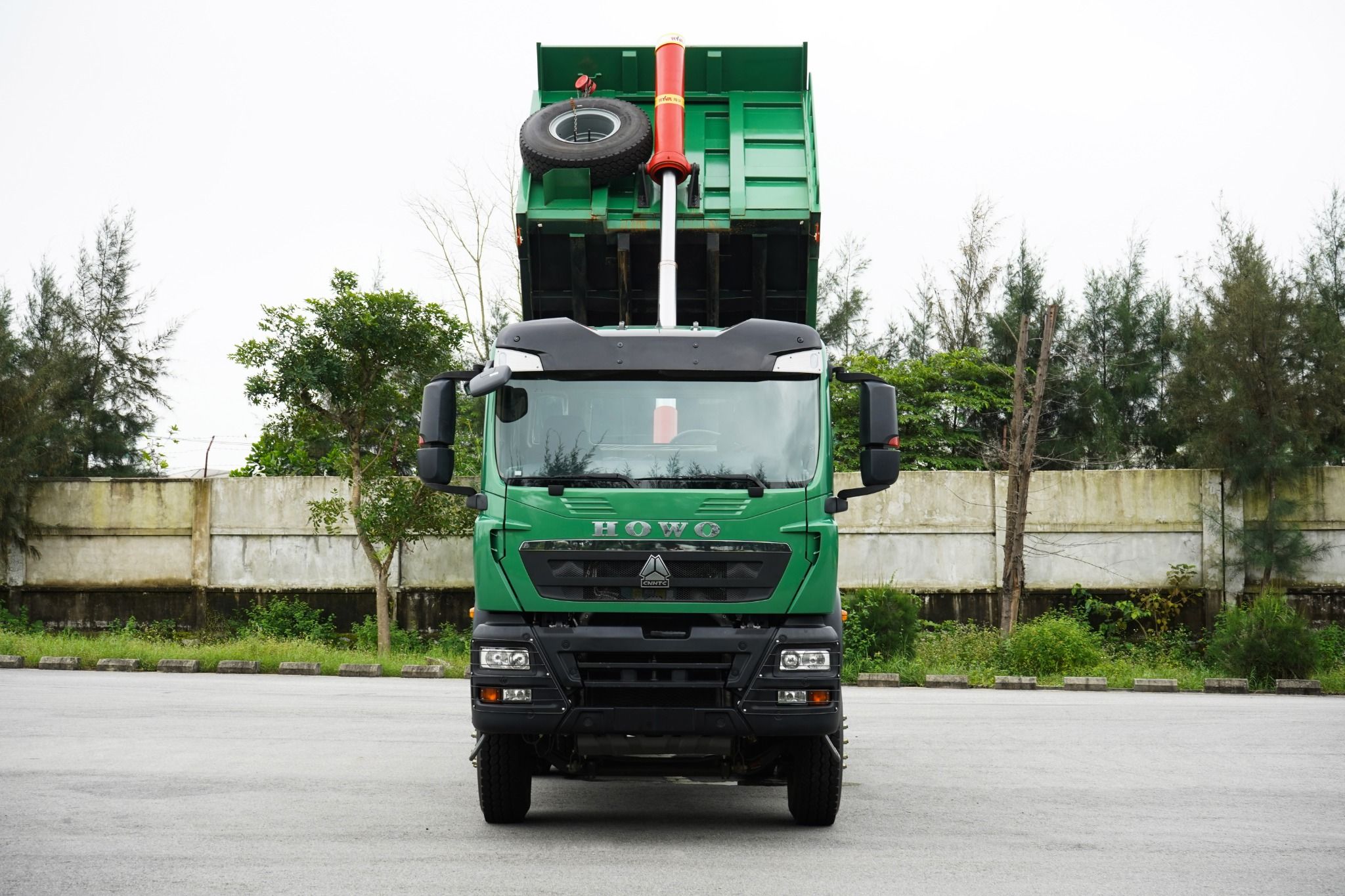 Một số nhược điểm cần lưu ý của Howo TX D600 3 chân