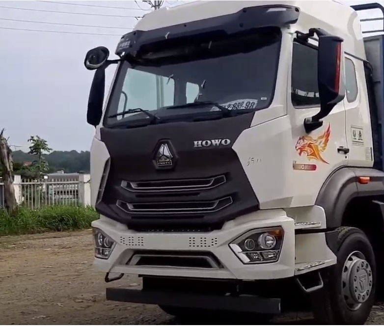 VX350 8x4 sát xi – giải pháp vận tải nặng hiệu quả, bền bỉ