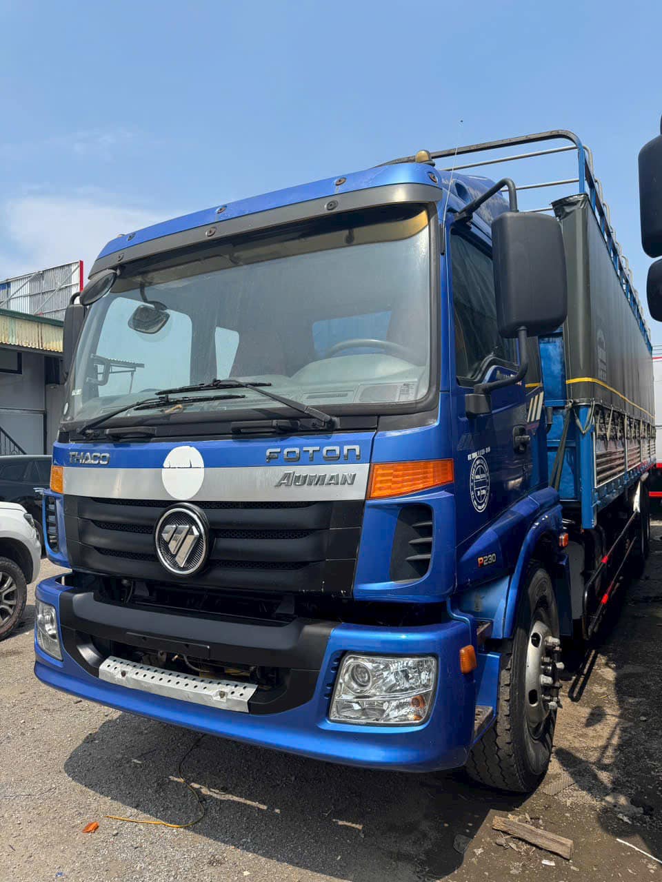 Auman C1350 (6×2) – linh hoạt trong nhiều lĩnh vực vận tải hàng hóa