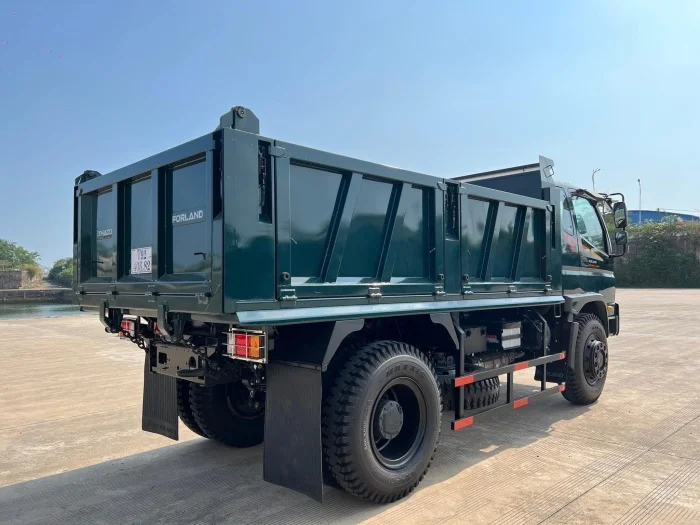 Hình ảnh thực tế xe ben Thaco Forland FD150-4WD 8.3 tấn 2 cầu dầu tại công trình miền núi.