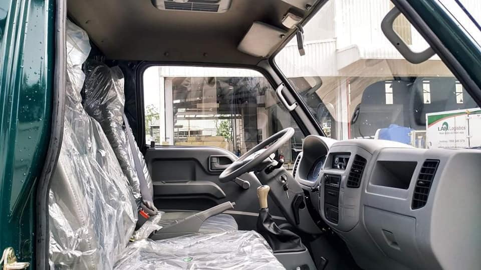 Cabin xe ben Thaco Forland FD250.E4 với thiết kế mới, rộng rãi, thùng ben sơn tĩnh điện.