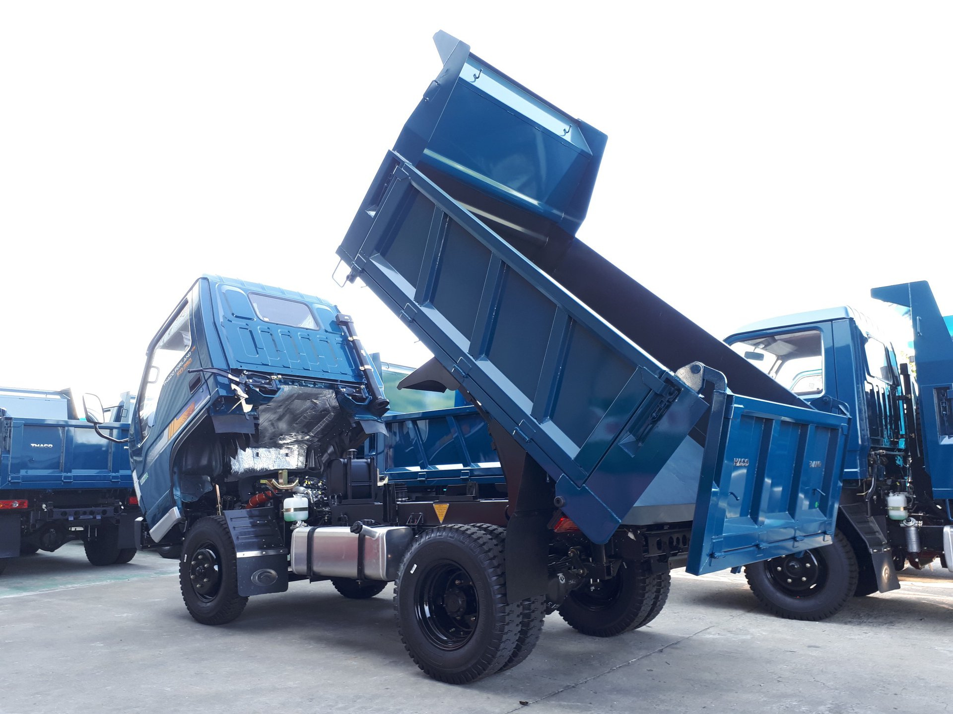 Thaco Forland FD250.E4 – ứng dụng đa dạng trong vận chuyển vật liệu xây dựng, nông sản