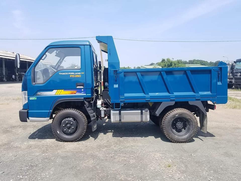 Thaco Forland FD250.E4 – mẫu xe tải ben 2.49 tấn phù hợp vận chuyển vật liệu xây dựng