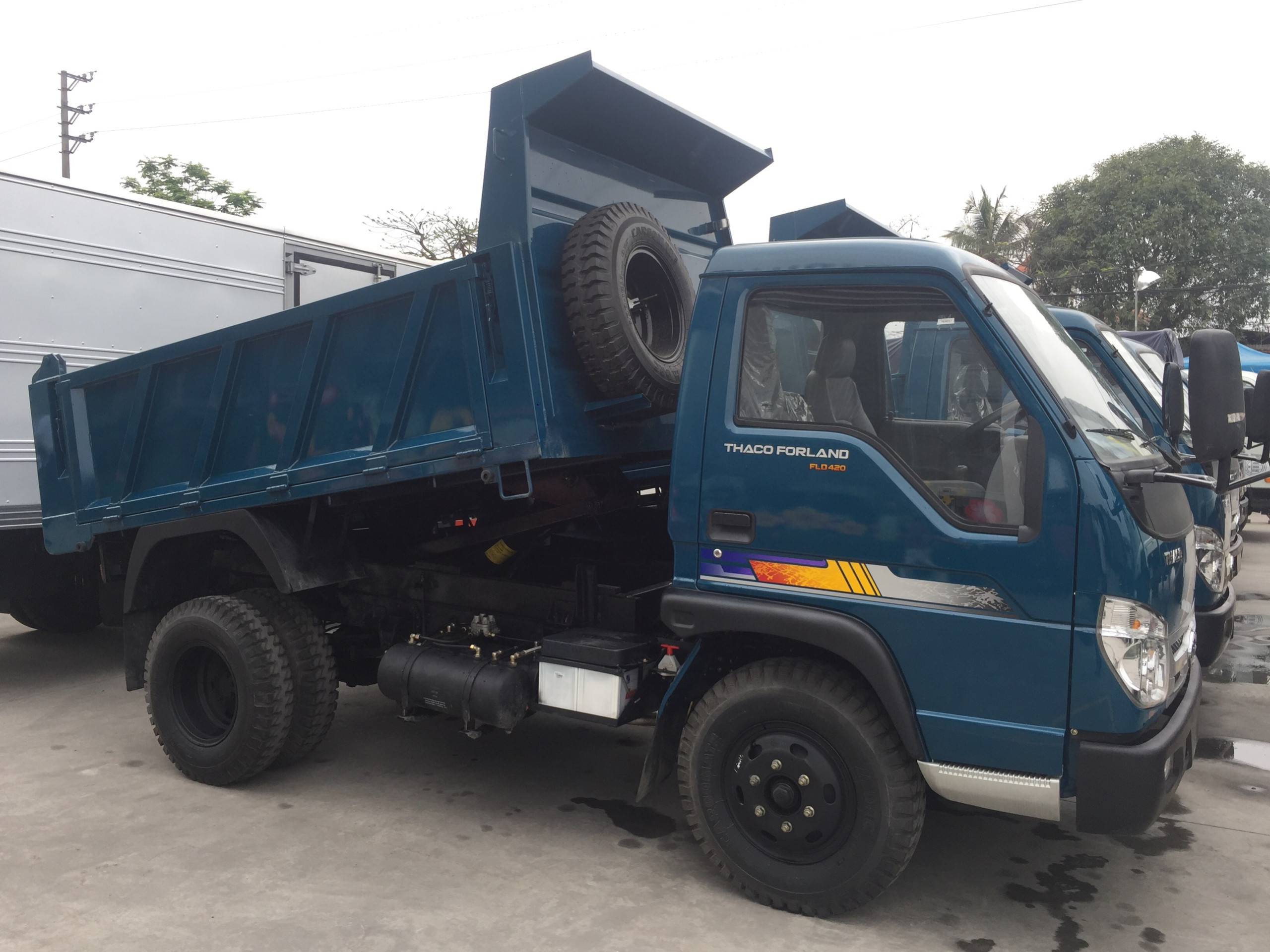 Thaco Forland FLD420 - giải pháp vận tải hiệu quả cho doanh nghiệp